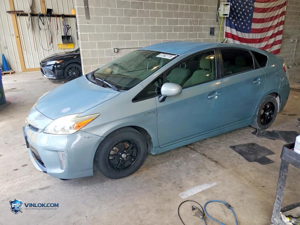 2015 TOYOTA PRIUS TWO – Lot 57562776 auction photo