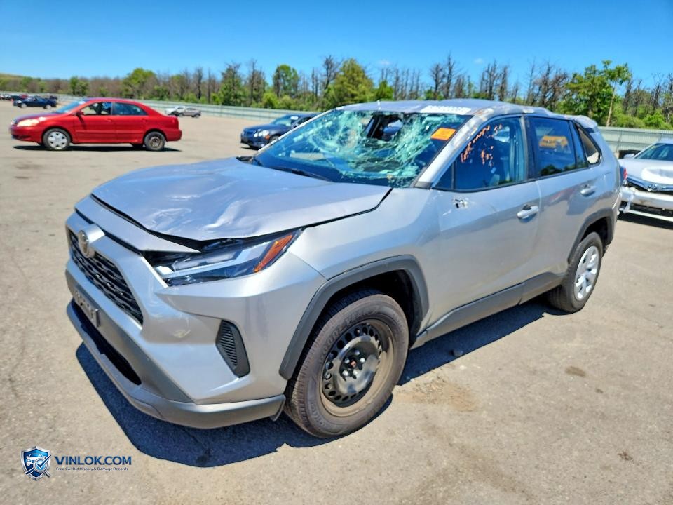 2024 TOYOTA RAV4 LE – Lot 57572206 auction photo