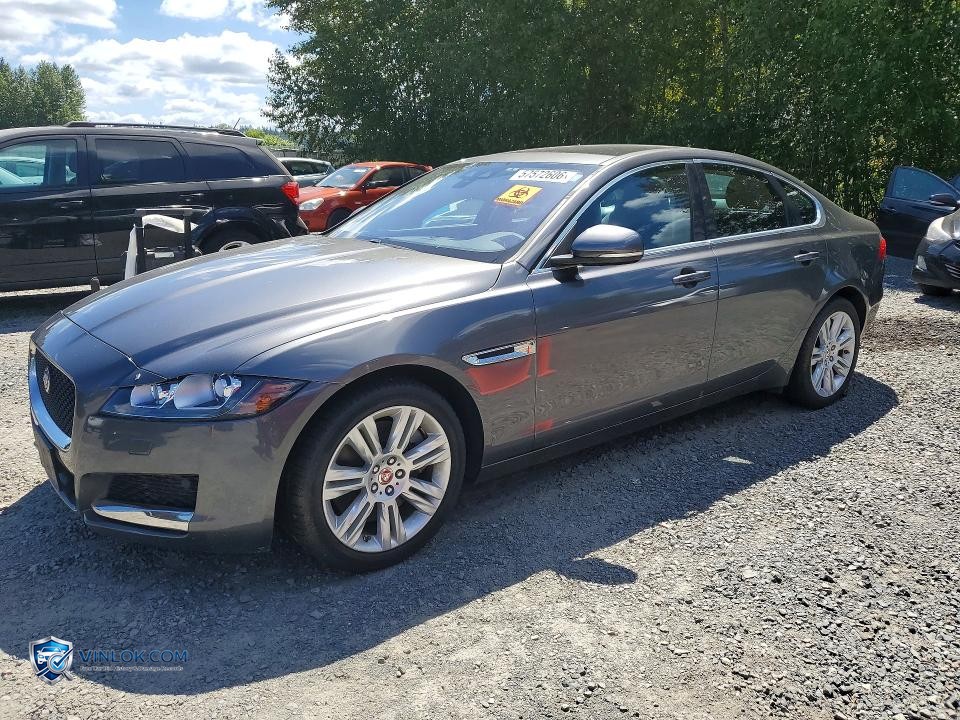 2017 JAGUAR XF PREMIUM – Lot 57572606 auction photo