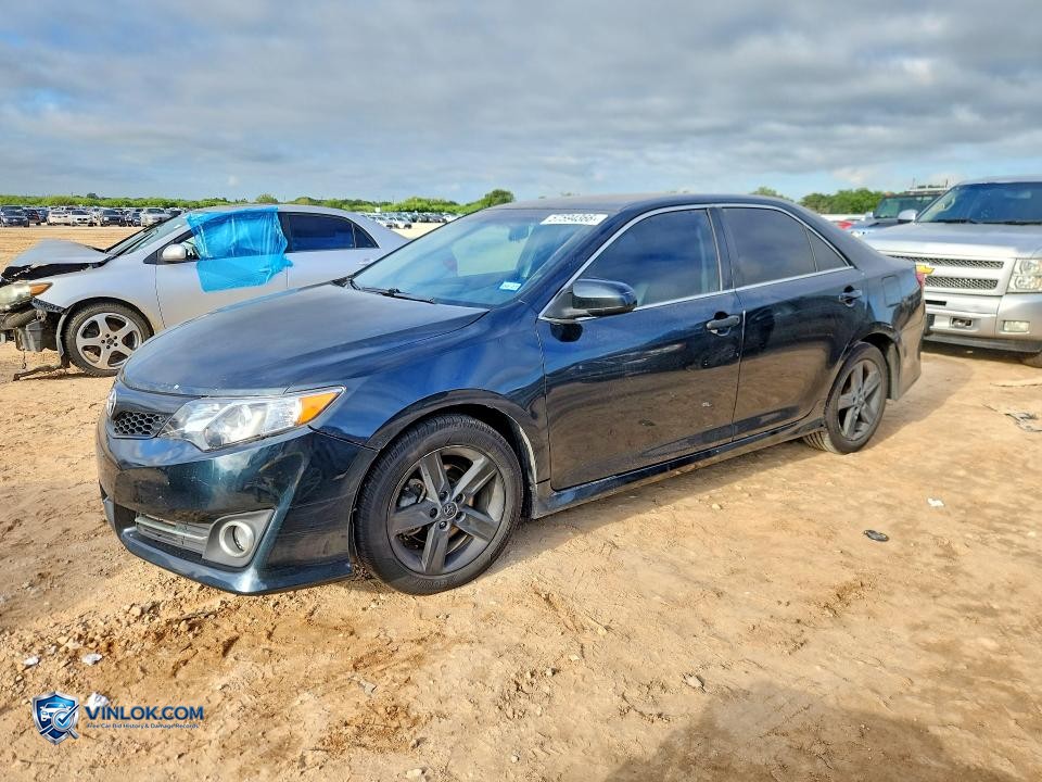 2014 TOYOTA CAMRY SE – Lot 57594366 auction photo