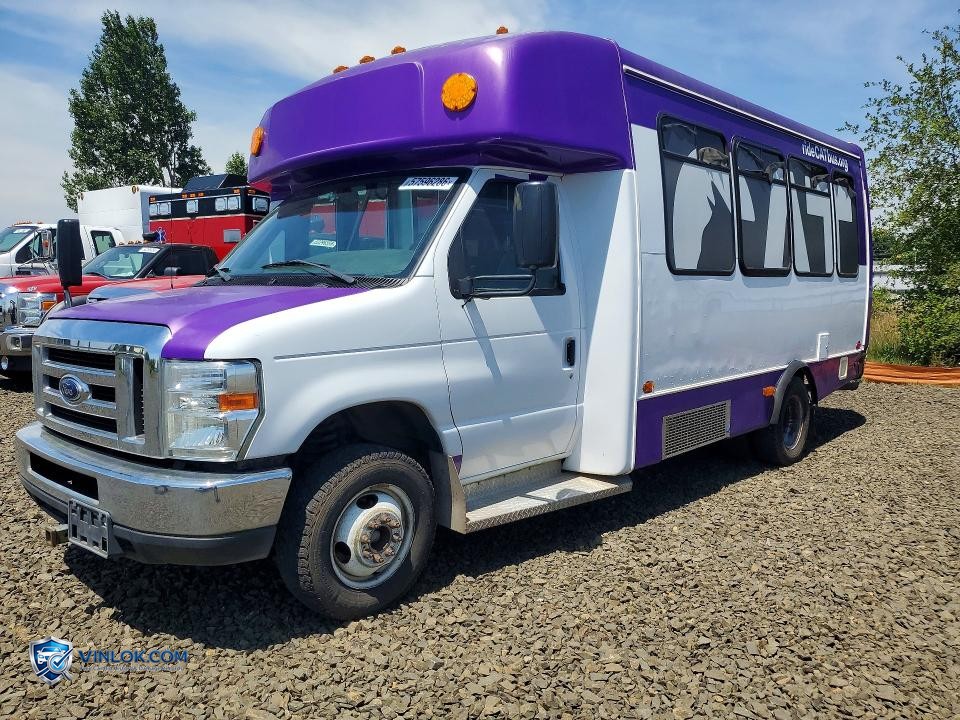 2017 FORD ECONOLINE E450 SUPER DUTY CUTAWAY VAN – Lot 57596286 auction photo