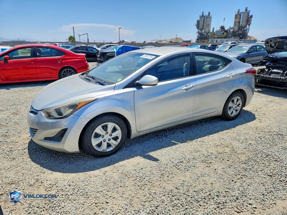 2016 HYUNDAI ELANTRA SE – Lot 57607216 auction photo