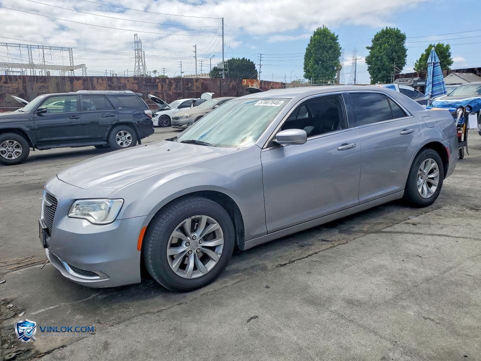 2015 CHRYSLER 300 LIMITED – Lot 57607846 auction photo