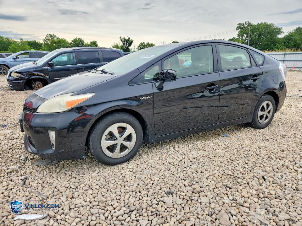 2013 TOYOTA PRIUS TWO – Lot 57612846 auction photo