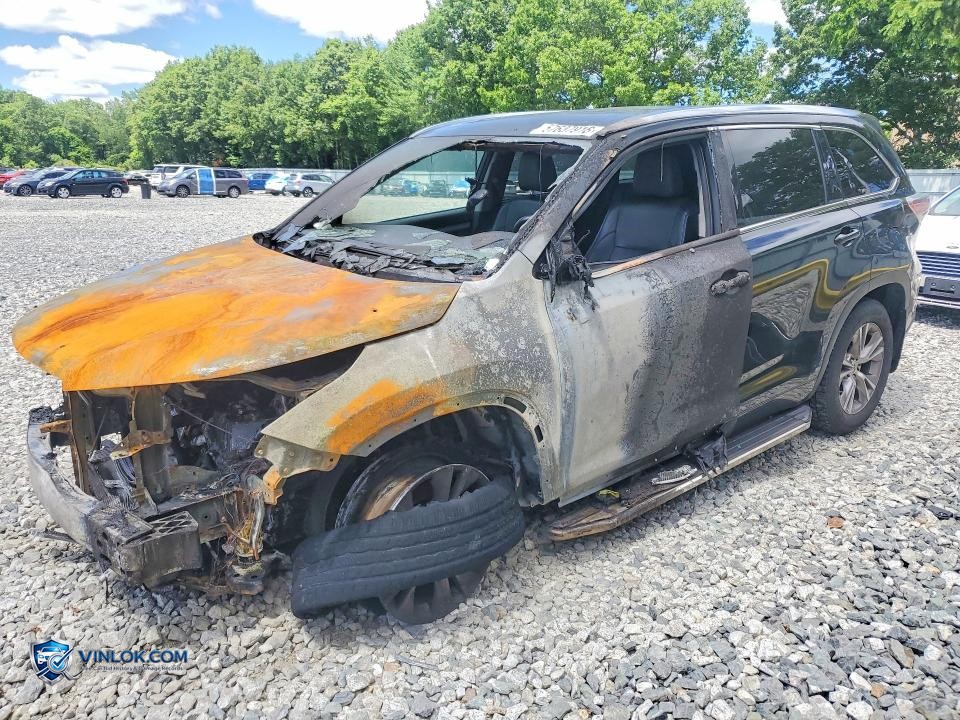 2015 TOYOTA HIGHLANDER XLE – Lot 57637916 auction photo