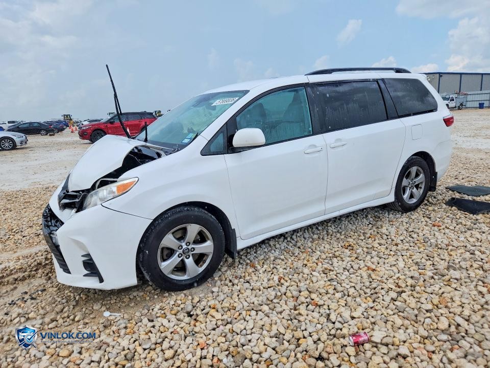 2019 TOYOTA SIENNA LE – Lot 57669836 auction photo