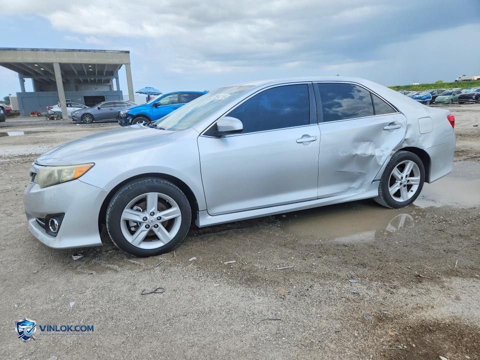 2014 TOYOTA CAMRY SE – Lot 57672296 auction photo