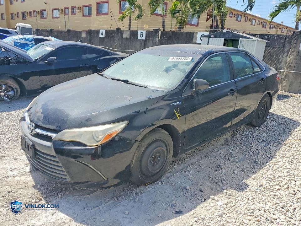 2015 TOYOTA CAMRY HYBRID LE – Lot 57685386 auction photo