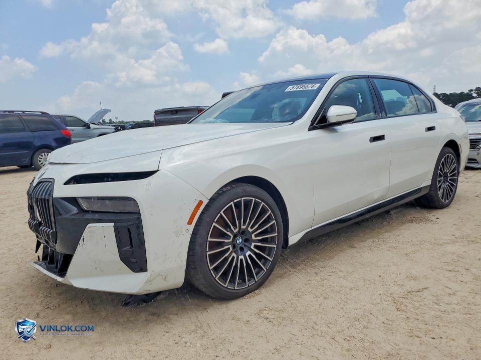 2025 BMW 740 I – Lot 57695576 auction photo