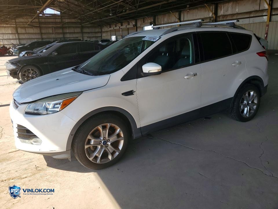2014 FORD ESCAPE TITANIUM – Lot 57700096 auction photo