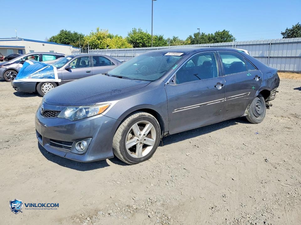 2013 TOYOTA CAMRY SE – Lot 57704666 auction photo