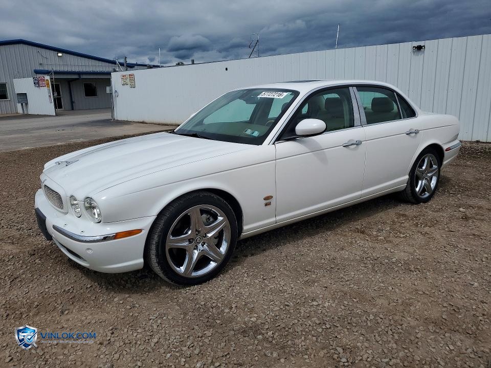 2006 JAGUAR XJR – Lot 57727216 auction photo