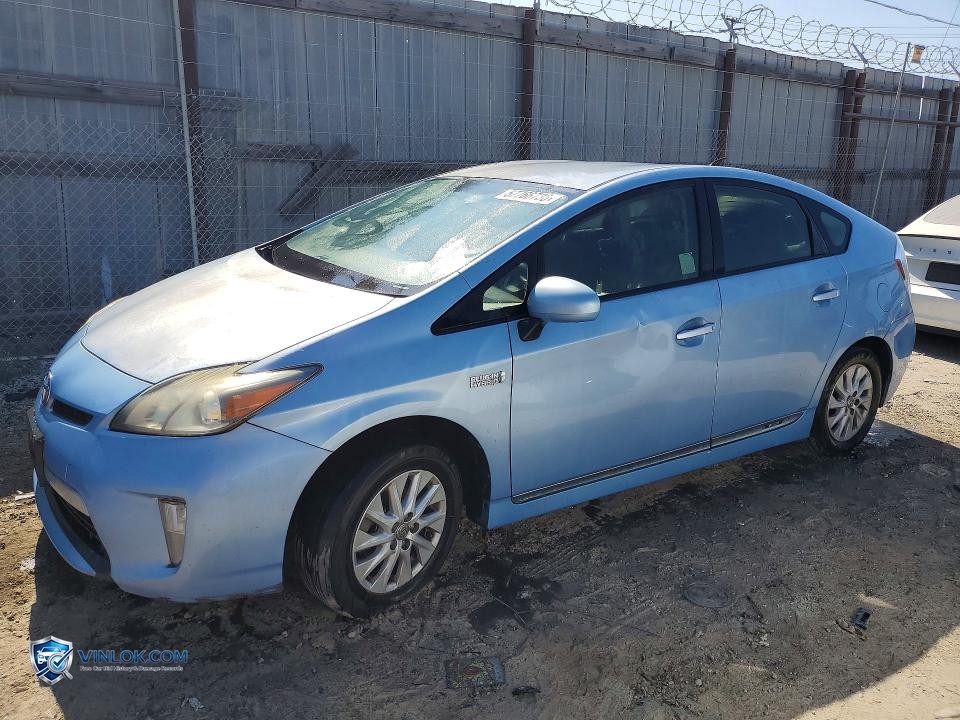 2013 TOYOTA PRIUS PLUG-IN HYBRID BASE – Lot 57766736 auction photo