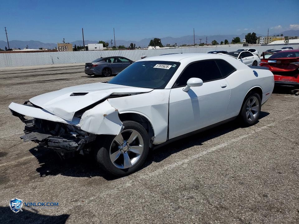 2015 DODGE CHALLENGER SXT – Lot 57835626 auction photo
