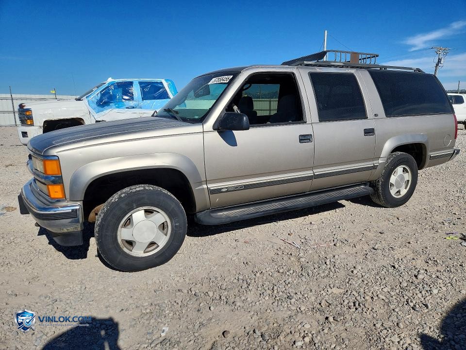 1999 CHEVROLET SUBURBAN K1500 – Lot 57856456 auction photo