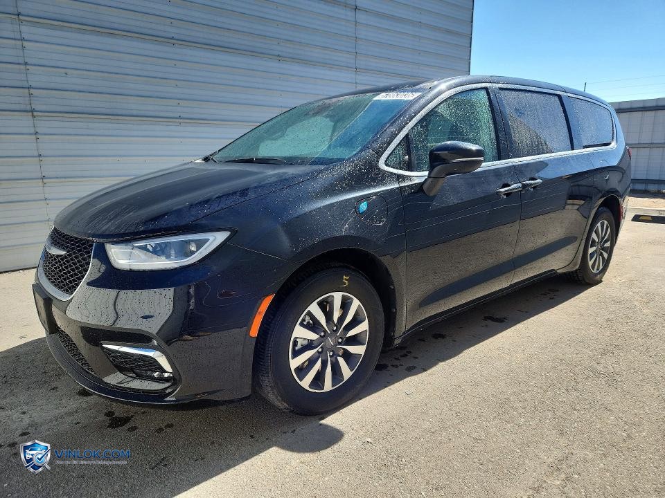 2023 CHRYSLER PACIFICA HYBRID TOURING L – Lot 57863036 auction photo