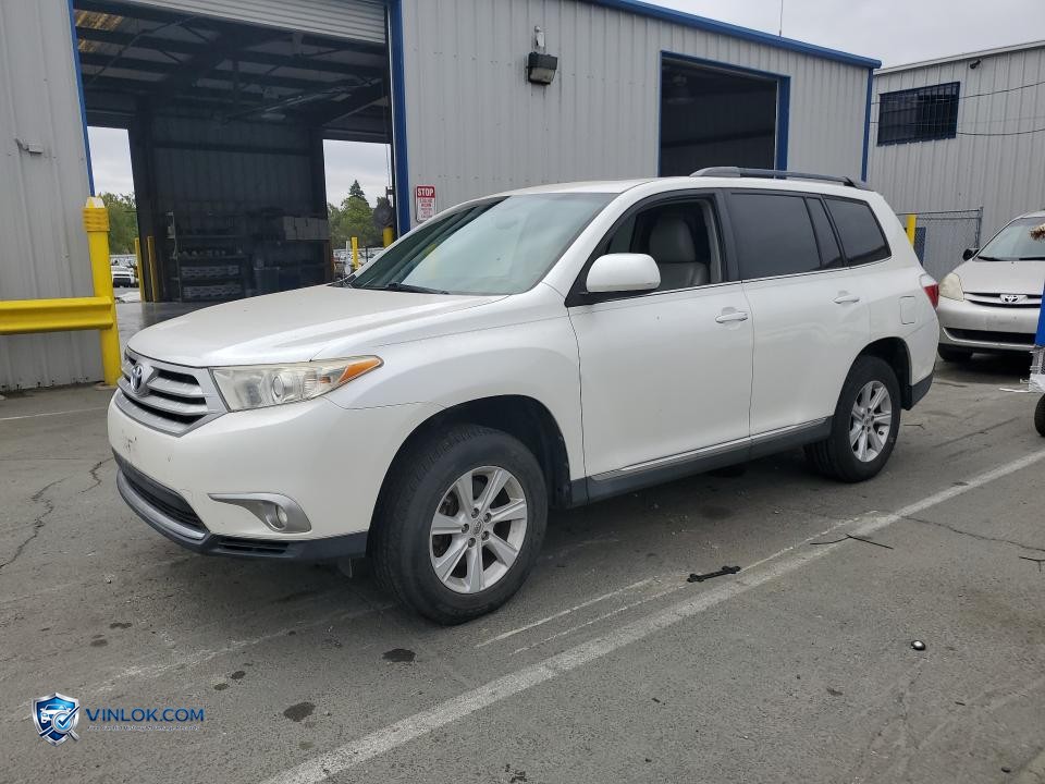 2012 TOYOTA HIGHLANDER SE – Lot 57867836 auction photo
