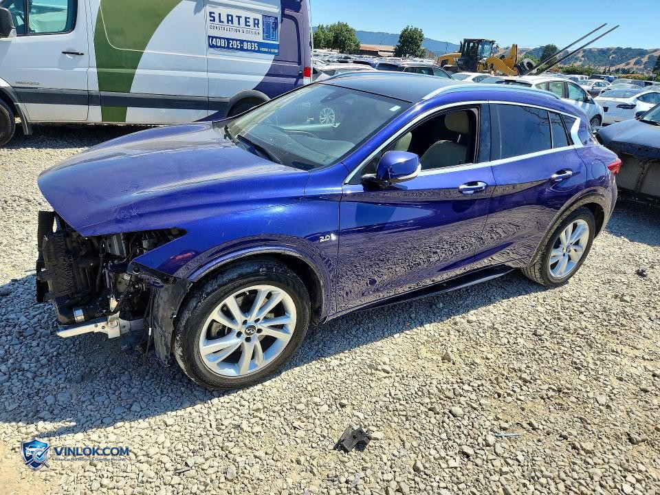 2017 INFINITI QX30 BASE – Lot 57900686 auction photo