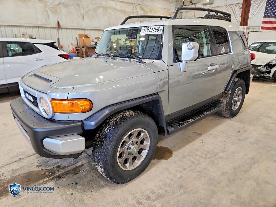 2012 TOYOTA FJ CRUISER BASE – Lot 57913796 auction photo