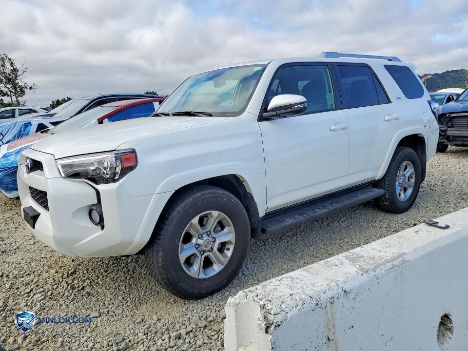 2015 TOYOTA 4RUNNER SR5 PREMIUM – Lot 57964756 auction photo