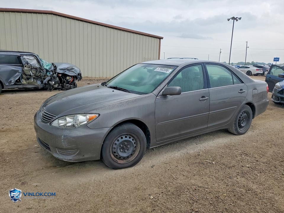 2005 TOYOTA CAMRY LE – Lot 57992086 auction photo