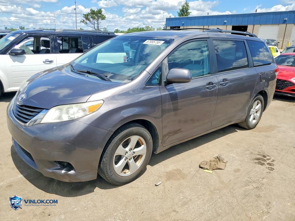 2011 TOYOTA SIENNA LE – Lot 57995756 auction photo