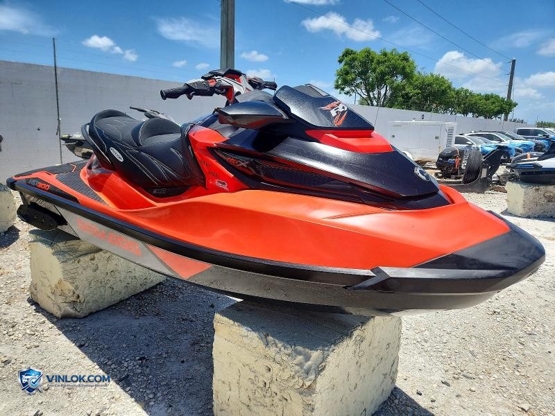 2017 SEA-DOO JET SKI – Lot 58005466 auction photo