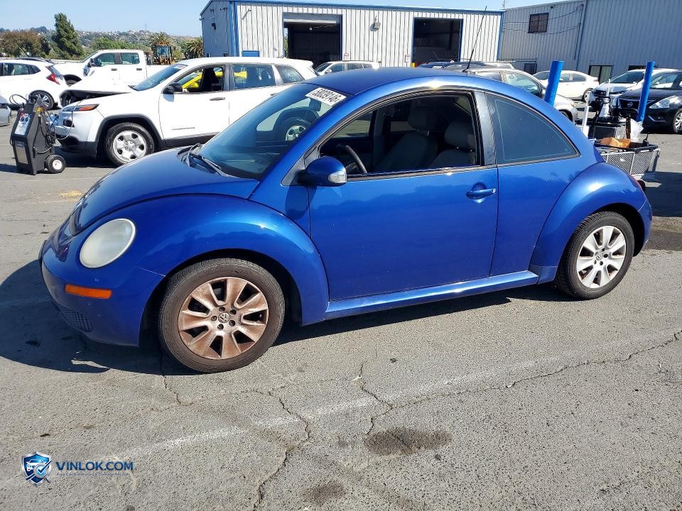 2008 VOLKSWAGEN NEW BEETLE S – Lot 58039146 auction photo