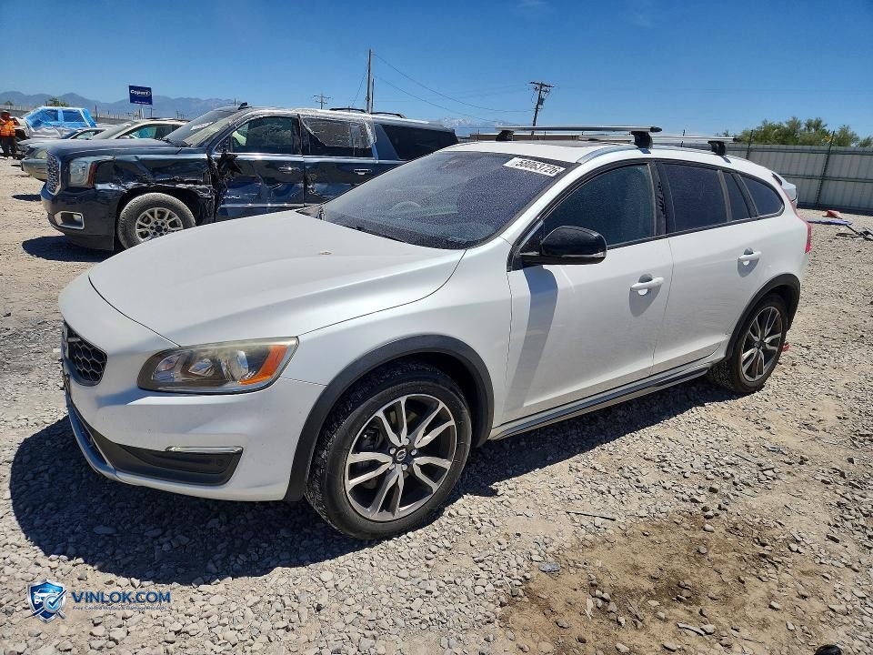 2016 VOLVO V60 CROSS COUNTRY PREMIER – Lot 58063726 auction photo