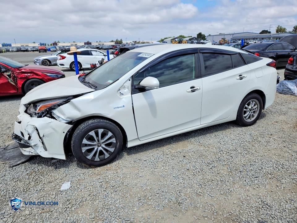 2019 TOYOTA PRIUS XLE AWD-E – Lot 58084996 auction photo