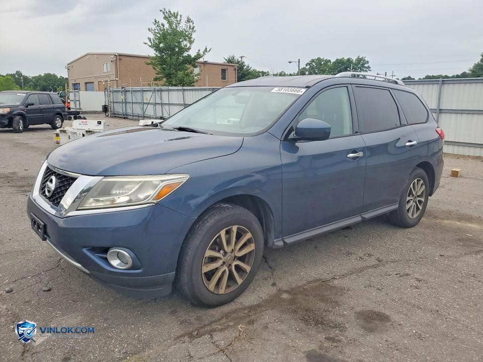 2015 NISSAN PATHFINDER SV – Lot 58103666 auction photo