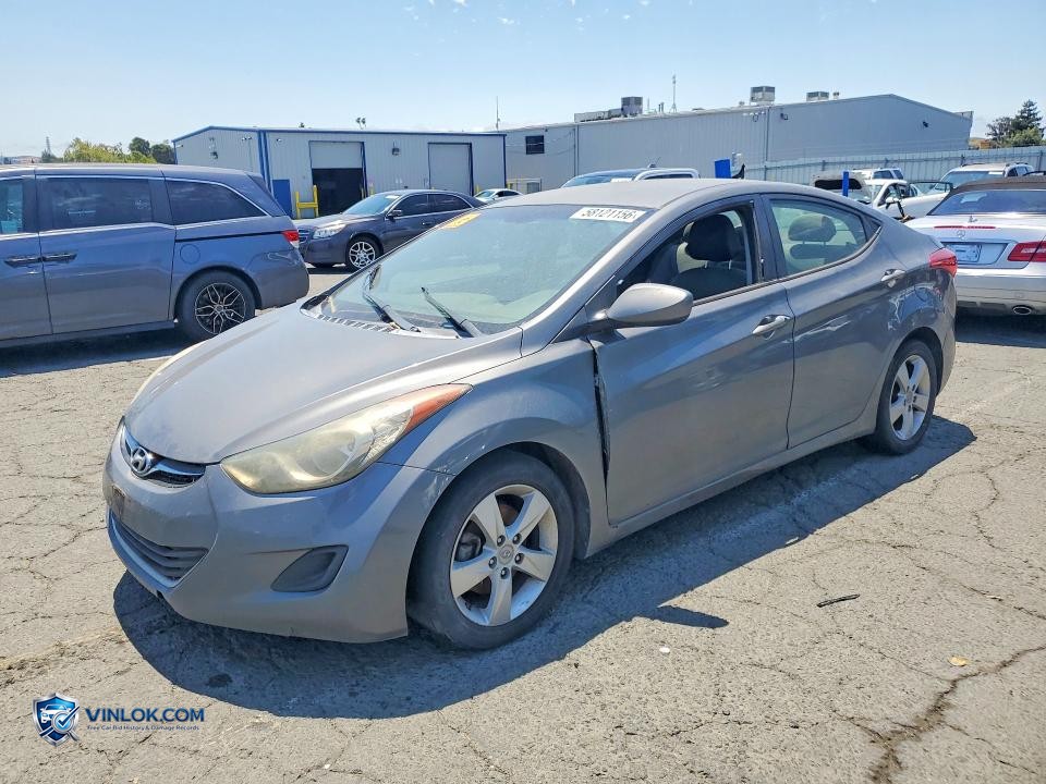 2013 HYUNDAI ELANTRA GLS – Lot 58121156 auction photo