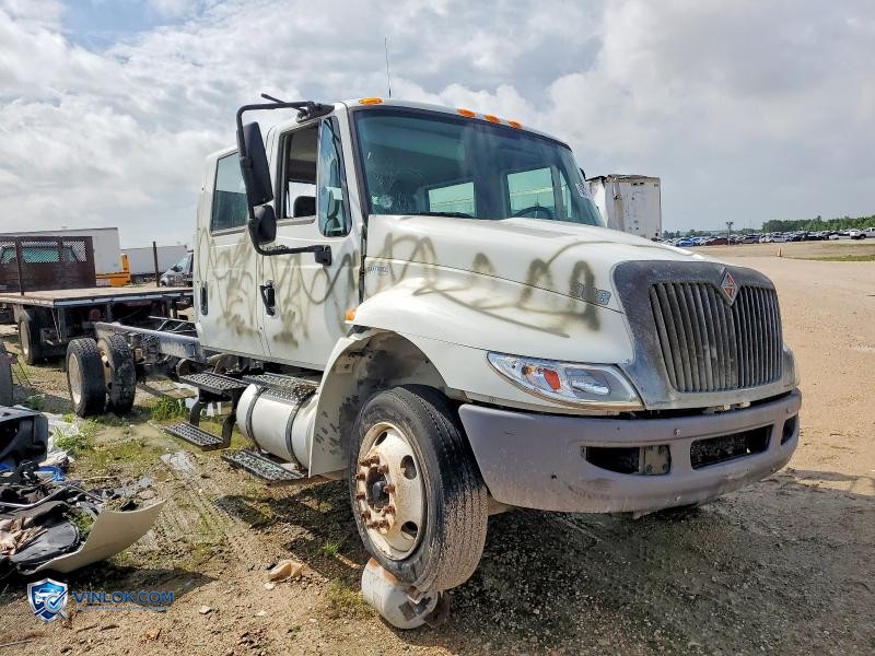2013 INTERNATIONAL 4300 4300 - TRUCK CAB AND CHASSIS – Lot 58153386 auction photo