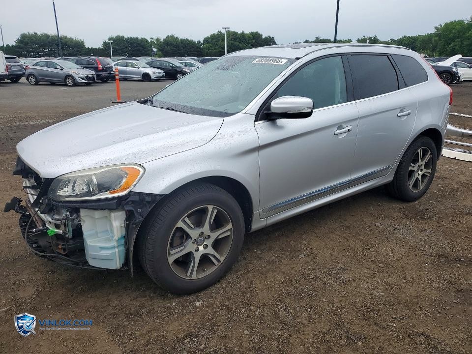 2015 VOLVO XC60 T6 PLATINUM – Lot 58208966 auction photo