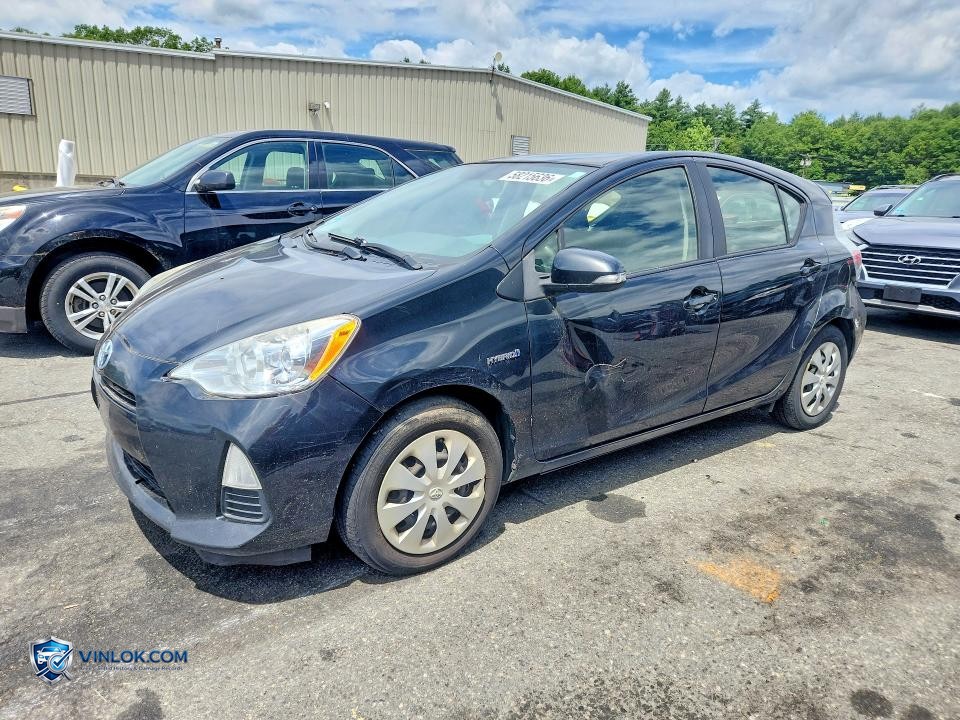 2014 TOYOTA PRIUS C TWO – Lot 58215636 auction photo