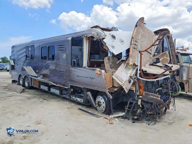 2002 SPARTAN CARGO MOTORHOME – Lot 58236766 auction photo