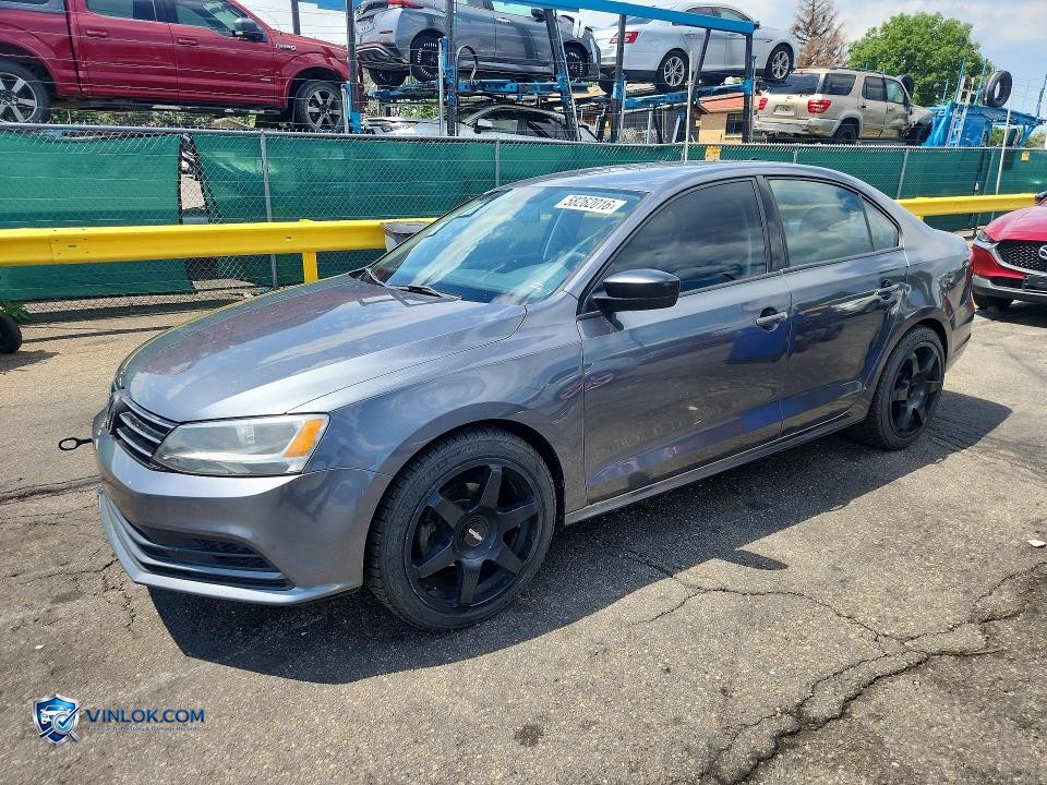 2015 VOLKSWAGEN JETTA BASE – Lot 58262016 auction photo