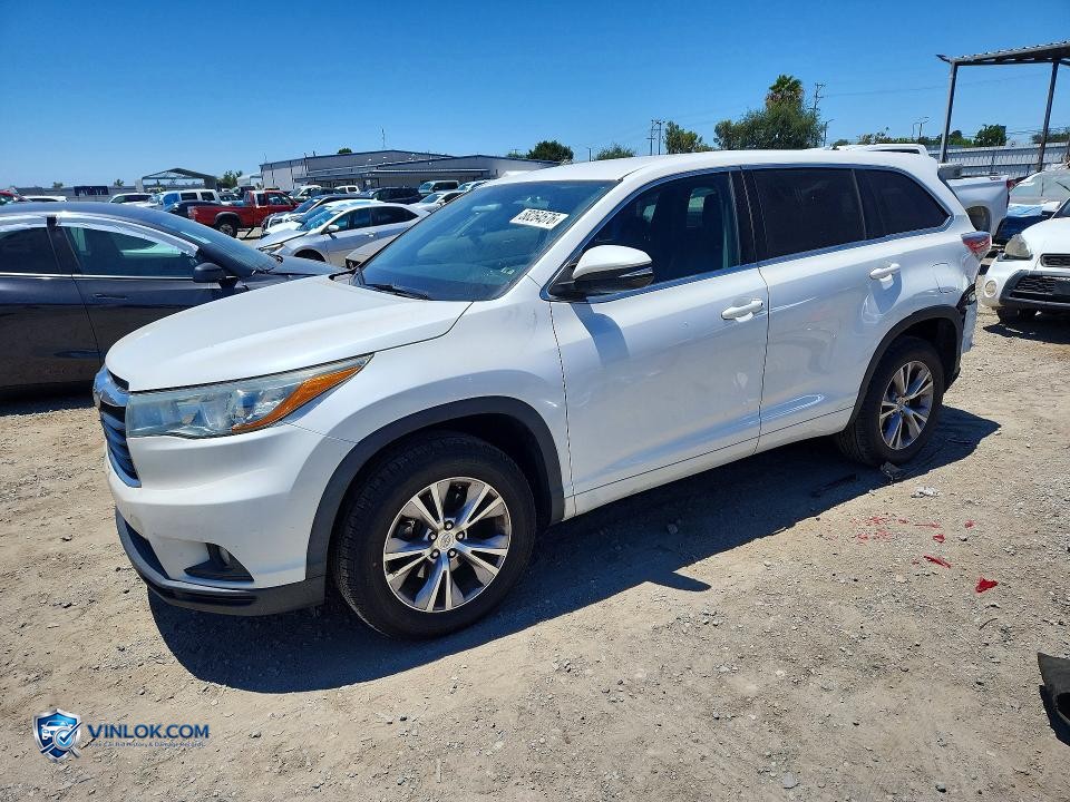 2015 TOYOTA HIGHLANDER LE PLUS – Lot 58264576 auction photo