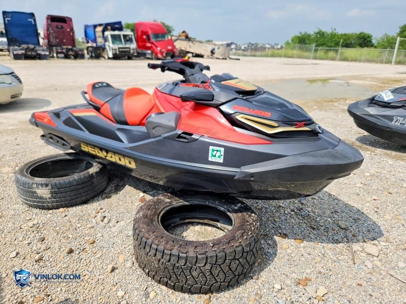 2020 SEA-DOO JET SKI – Lot 58411826 auction photo