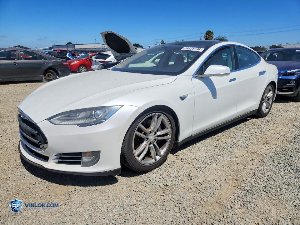 2013 TESLA MODEL S – Lot 58428436 auction photo