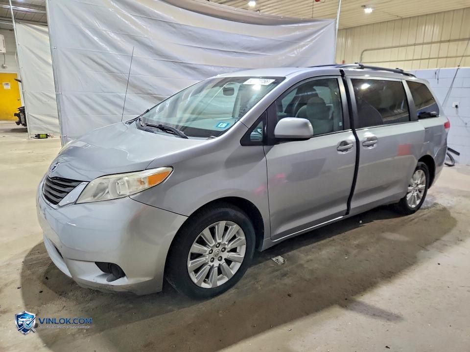 2011 TOYOTA SIENNA LE – Lot 58432756 auction photo