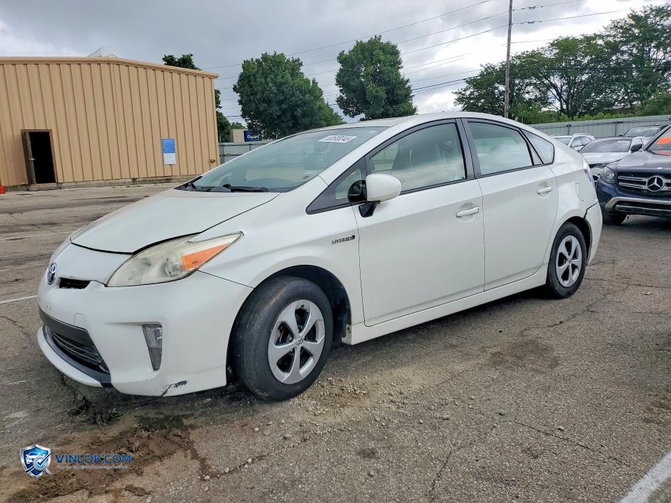 2013 TOYOTA PRIUS TWO – Lot 58508346 auction photo
