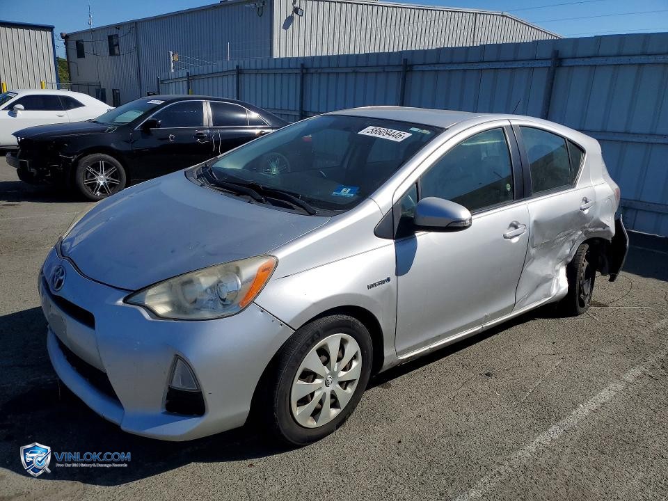 2012 TOYOTA PRIUS C THREE – Lot 58609446 auction photo
