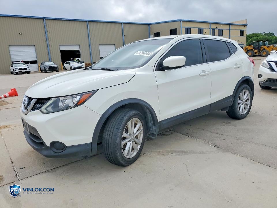 2017 NISSAN ROGUE SPORT S – Lot 58896376 auction photo