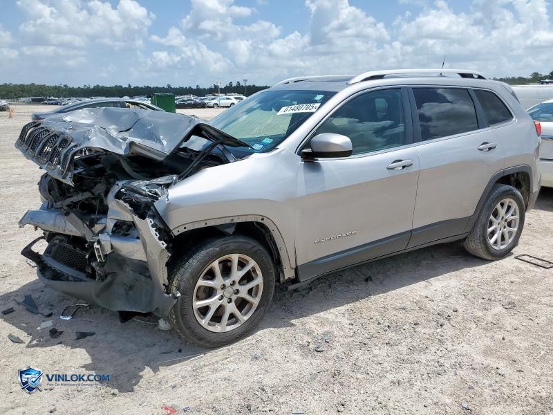 2016 JEEP CHEROKEE LATITUDE – Lot 61480705 auction photo