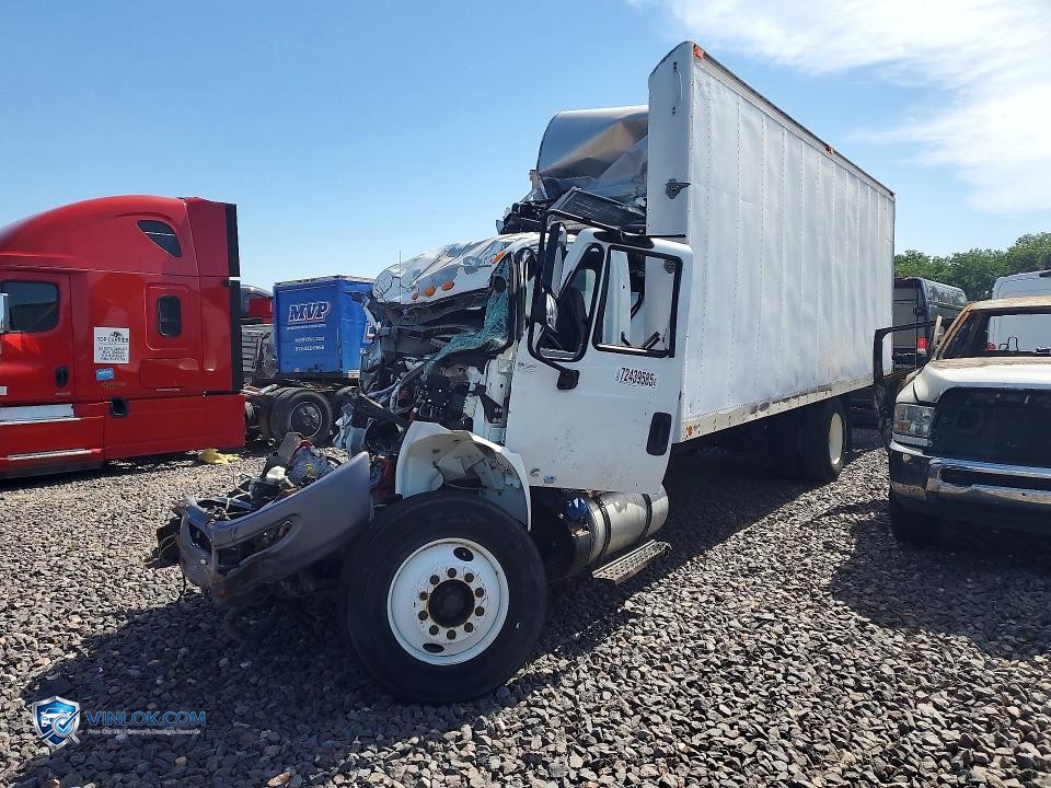 2019 INTL 4300 SEMI TRUCK – Lot 72439585 auction photo