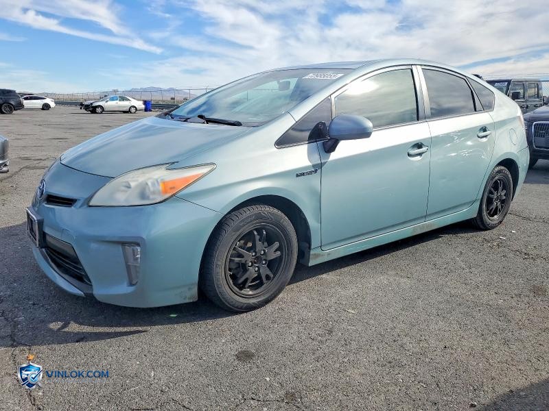 2013 TOYOTA PRIUS – Lot 72985055 auction photo