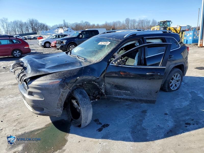 2016 JEEP CHEROKEE LATITUDE – Lot 74214395 auction photo