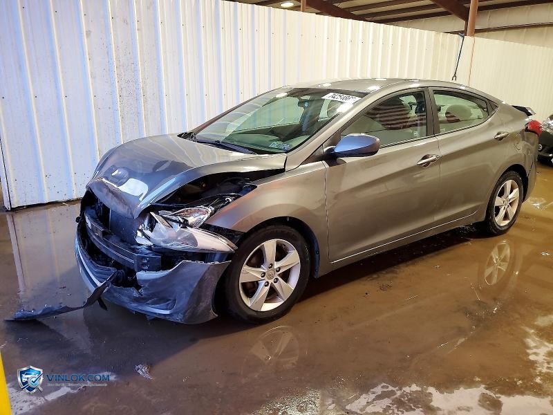 2013 HYUNDAI ELANTRA GLS – Lot 74354865 auction photo