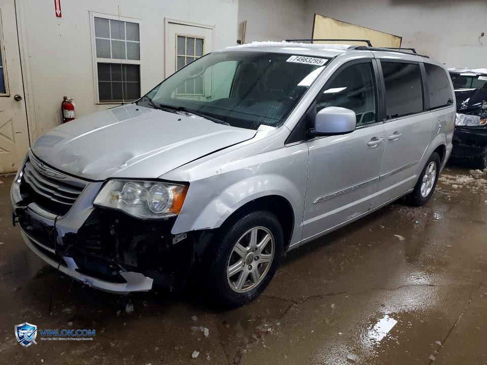 2012 CHRYSLER TOWN & COUNTRY TOURING – Lot 74983295 auction photo